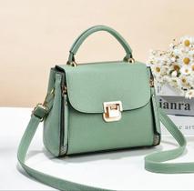 Bolsa feminina- na cor verde- mine bag Bolsa feminina- na cor verde- mine bag