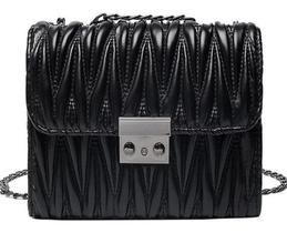 Bolsa Feminina Pequena Alça Corrente Transversal Resistente Acolchoada