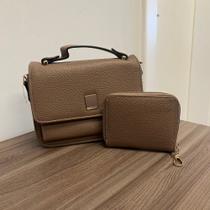 Bolsa Feminina Pequena de Mao com Carteira e Alca Ajustavel Marrom