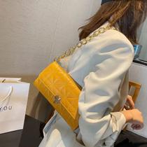 Bolsa Feminina Pequena Ombro Baguete Couro Alça Corrente