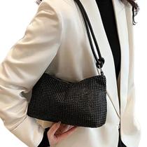 Bolsa Feminina Preta com Strass Alça Curta Estilo Axila Fechamento em Zíper
