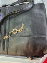 Bolsa feminina preta lateral