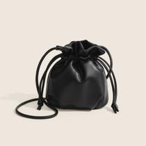 Bolsa Feminina Tiracolo Em Couro Pu Passeio Moda Blogueira Bolsa Feminina Tiracolo Em Couro Pu Passeio Moda Blogueira
