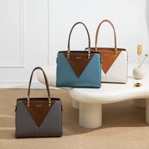 Bolsa Feminina Tiracolo Grande Transversal Espaçosa duas divisões interna