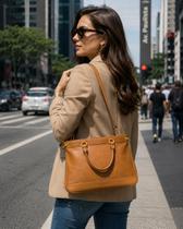 Bolsa Feminina Tote Bella Paulla BP22569 Elegante Grande com Alça de Ombro Bolsa Feminina Tote Bella Paulla BP22569 Elegante Grande com Alça de Ombro