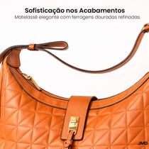 Bolsa Feminina Versátil Matelassê com Fecho Seguro e Alça Confortável Bolsa Feminina Versátil Matelassê com Fecho Seguro e Alça Confortável