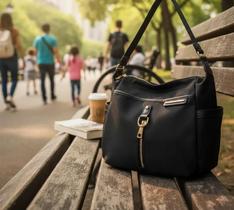 Bolsa Feminina Veryrio Nylon Impermeável Praticidade, Espaço e Estilo para o Dia a Dia