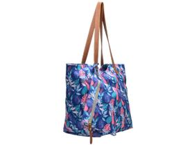 Bolsa Grande Feminina + Necessaire Tecido Impermeável Alça de Ombro Sacola Praia Fechamento Zíper Cor Jardim Bolsa Grande Feminina + Necessaire Tecido Impermeável Alça de Ombro Sacola Praia Fechamento Zíper Cor Jardim