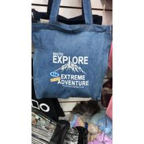 Bolsa jeans com estampa "builtto explore extreme adventure"