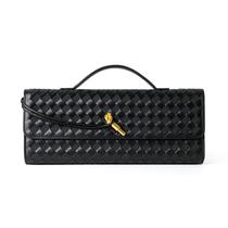 Bolsa Joryin Clutch Trançada em material vegano Camurça Preta Bolsa Joryin Clutch Trançada em material vegano Camurça Preta