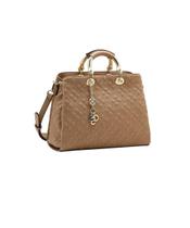 Bolsa Mão Chenson Matelassê Contemporâneo Natural Bolsa Mão Chenson Matelassê Contemporâneo Natural