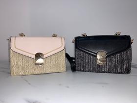 Bolsa mão/lateral com alça preto/rosa Bolsa mão/lateral com alça preto/rosa