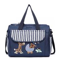 Bolsa maternidade bebê heart safari com trocador Bolsa maternidade bebê heart safari com trocador