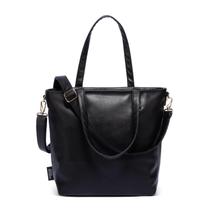 Bolsa Média Preta Moderna em Couro PU