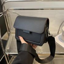 Bolsa mensageiro quadrada pequena para mulheres LULI