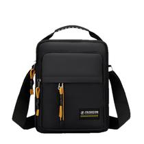 Bolsa Messenger de nylon resistente à água para homens 20x7x24cm preta