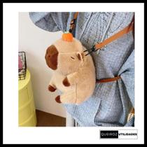 Bolsa / Mochila de Capivara de Pelúcia com Toque Aveludado Um Abraço de Conforto e Carinho
