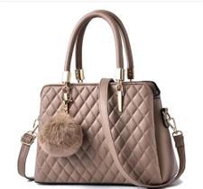 Bolsa nude com chaveiro Bolsa nude com chaveiro