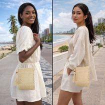 Bolsa Palha Transversal Artesanal Leve e Boho Chic Natural Estilo Único Sofisticado Cor:Bege Claro EscuroTamanho:P