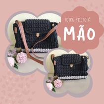 Bolsa Penny - Bolsa feita em crochê utilizando fio de malha.