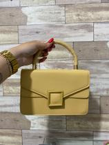 Bolsa pequena com alça Bolsa pequena com alça