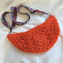 Bolsa Pochete de Crochê Laranja com Alça Colorida Bolsa Pochete de Crochê Laranja com Alça Colorida