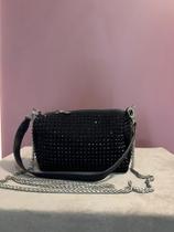 Bolsa preta cravejada