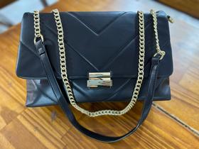 Bolsa preta de corrente dourada Bolsa preta de corrente dourada