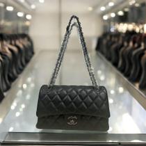 Bolsa preto em couro caviar