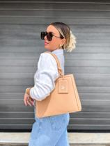Bolsa quadrada bege