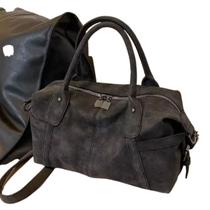 Bolsa Suede Premium Feminina Espaçosa e Moderna