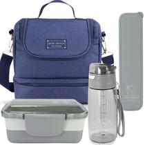 Bolsa Térmica Lancheira Necessaire Concept + Pote Marmita Lanches 2 Compartimentos + Garrafa Squeeze + Porta Talheres Bolsa Térmica Lancheira Necessaire Concept + Pote Marmita Lanches 2 Compartimentos + Garrafa Squeeze + Porta Talheres