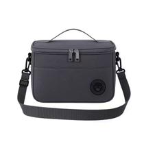 Bolsa Térmica Nécessaire Porta Lancheira Marmita com Alça De Mão e Ombro Fecho Duplo e Bolso Externo Bolsa Térmica Nécessaire Porta Lancheira Marmita com Alça De Mão e Ombro Fecho Duplo e Bolso Externo