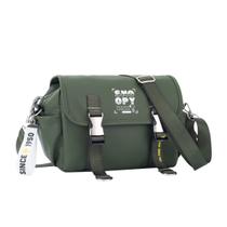 Bolsa Tiracolo e Mão com Aba Snoopy Feminina SP25003 - Semax