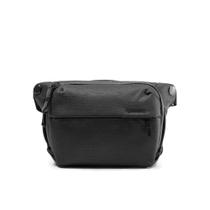 Bolsa Tiracolo Peak Design Everyday Sling 10L Preta Ajustável Bolsa Tiracolo Peak Design Everyday Sling 10L Preta Ajustável