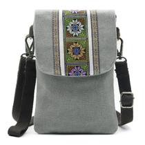 Bolsa tiracolo SILKAREA em lona bordada vintage cinza claro Bolsa tiracolo SILKAREA em lona bordada vintage cinza claro