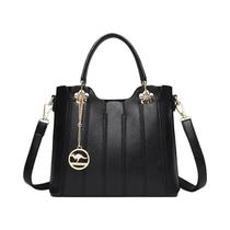 Bolsa Tote de Couro Luxuosa - Grande Capacidade, 3 Compartimentos, Alça de Ombro e Crossbody Bolsa Tote de Couro Luxuosa - Grande Capacidade, 3 Compartimentos, Alça de Ombro e Crossbody