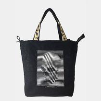 Bolsa tote de renda dublada e estampada