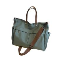 Bolsa Tote Feminina de Nylon - Grande Capacidade, Dois Bolsos e Design Elegante