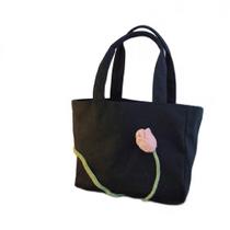 Bolsa Tote Simples e Moderna - Design de Nicho