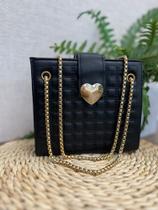 Bolsa Transversal Média Fecho Coração Premium Couro Bolsa Transversal Média Fecho Coração Premium Couro