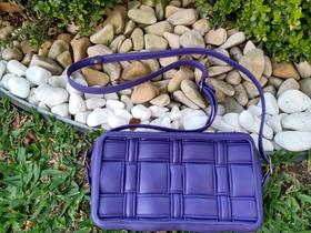 Bolsa Transversal Pequena alça removível