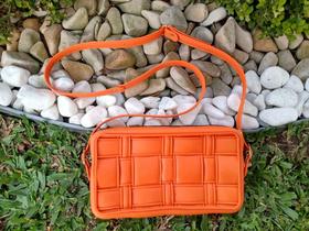 Bolsa Transversal Pequena alça removível