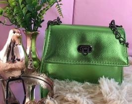 Bolsa verde brilhante tira colo Bolsa verde brilhante tira colo