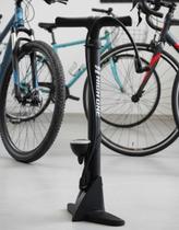 Bomba Ar Oficina High One GF-55 Manômetro 160 Psi Pé Bike Cor:Preto