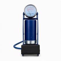 Bomba de Encher Pneu Compacta com Pedal e Mangueira Flexível Bomba de Encher Pneu Compacta com Pedal e Mangueira Flexível