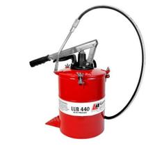 Bomba de lubrificação com mangueira