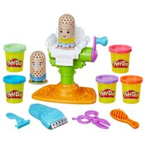 Bomba de Pelúcia Play-Doh Buzz 'n Cut para Barbearia - Com Campainha