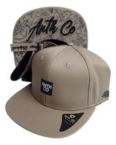 Boné Anth Co Fox Skate Aba Reta Bordado Strapback Fitão
