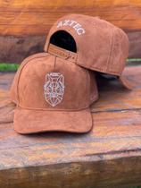 Boné Aztec Lobo Suede Marrom